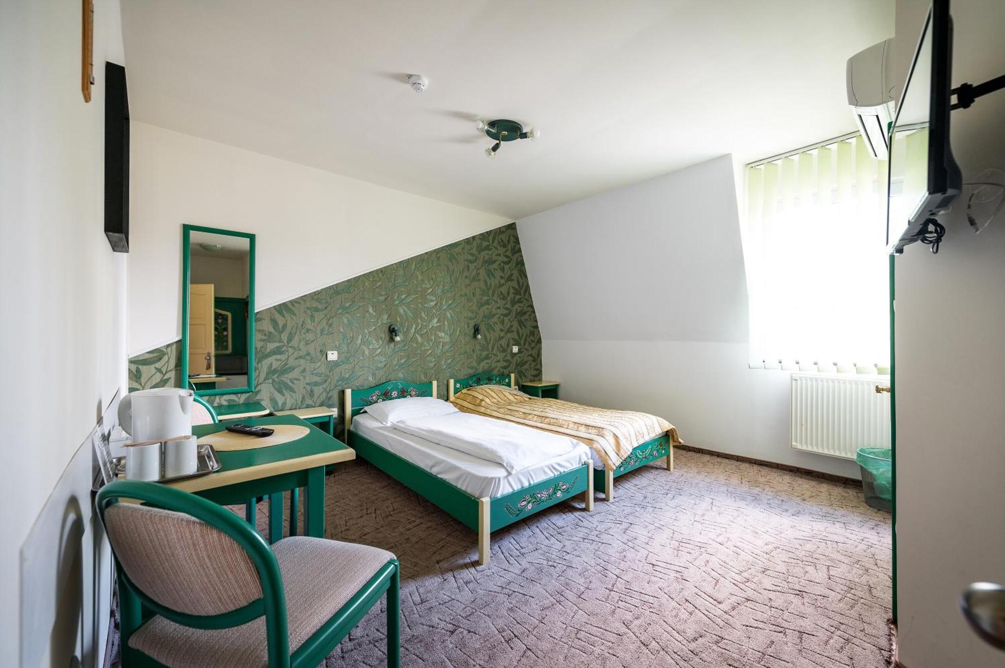 Hotel Sugas Sfantu Gheorghe  Luaran gambar